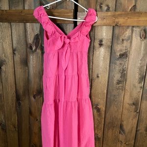 Fit & Flare Tiered Seersucker All-Day
Maxi Dress XS- pink Old Navy